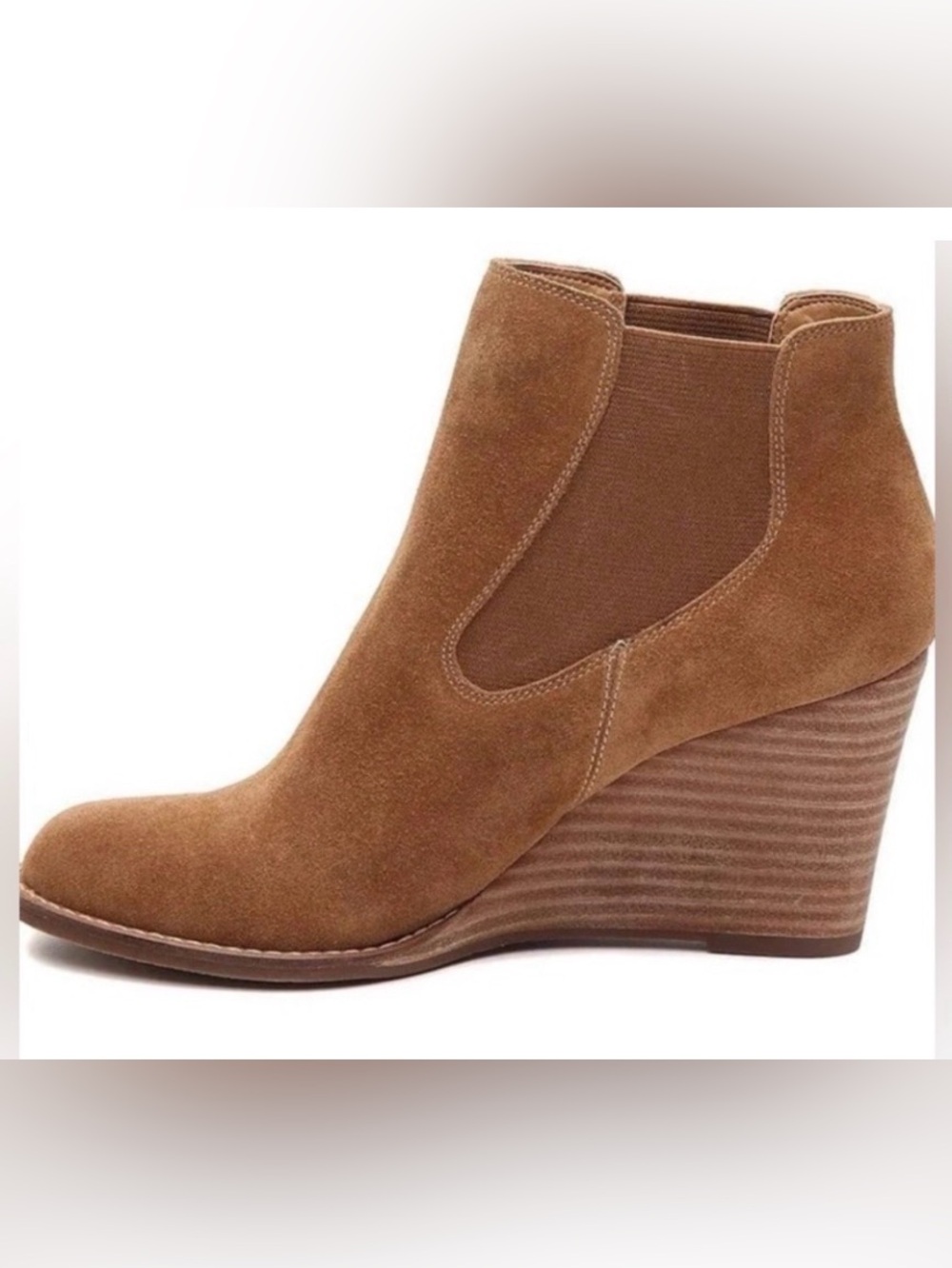 “LUCKY BRAND•YAMKA” SUEDE CHELSEA BOOT SIZE 9.5